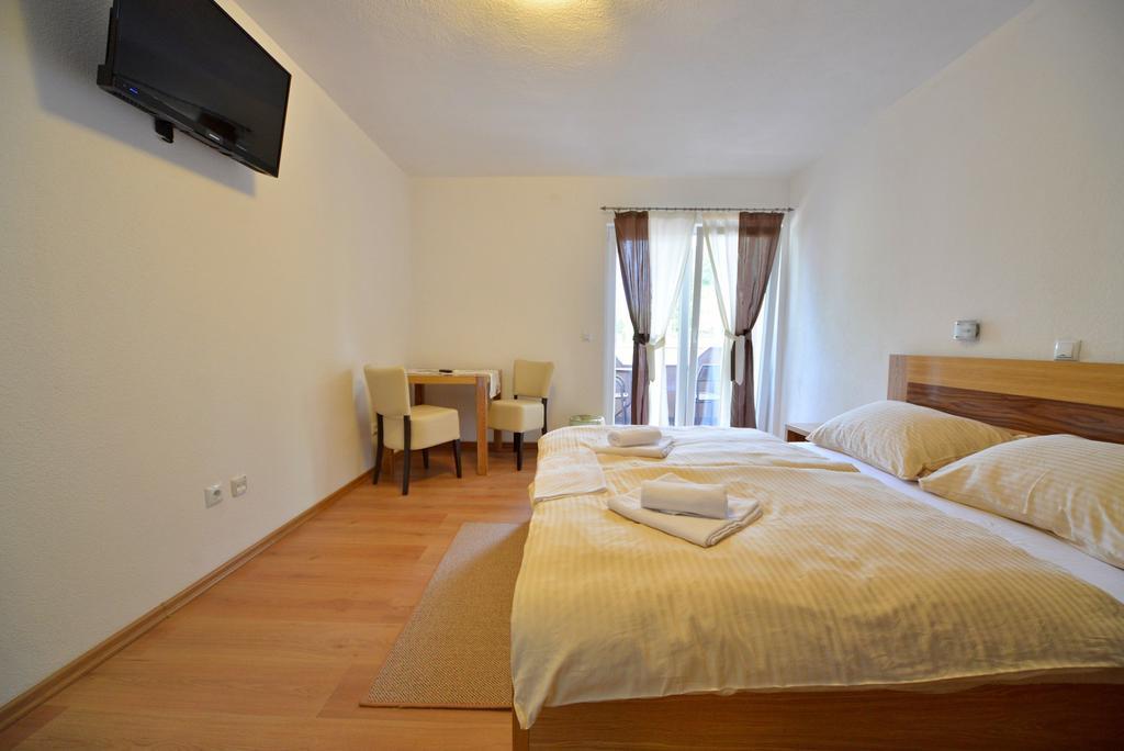 Rooms Villa Ruja Grabovac  Room photo